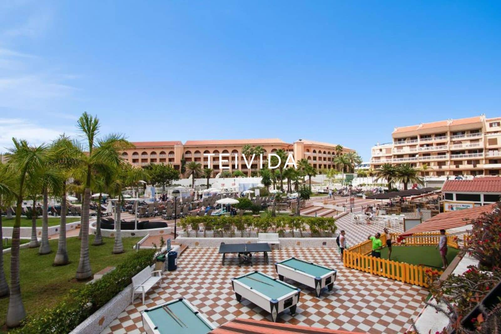 2 bedroom Flat for rent in Playa de las Americas with pool - € 1,600 (Ref: 9854574)