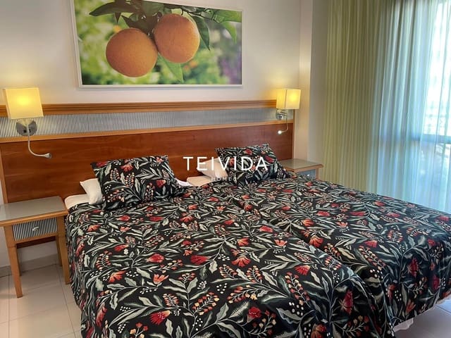 2 soverom Leilighet til leie i Playa de las Americas, Arona med svømmebasseng - € 1 600 (Ref: 9854574)