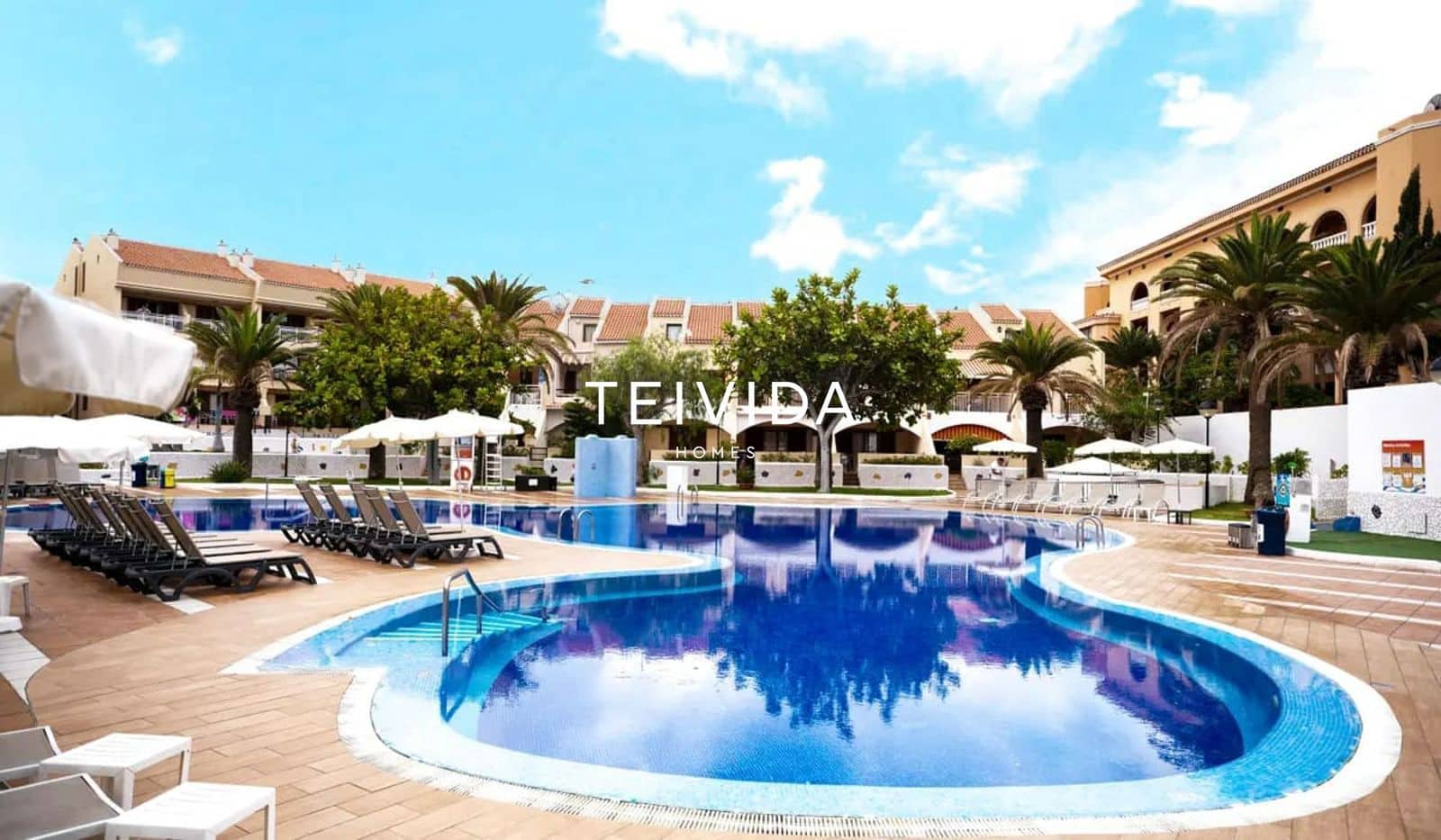2 bedroom Flat for rent in Playa de las Americas with pool - € 1,600 (Ref: 9854574)