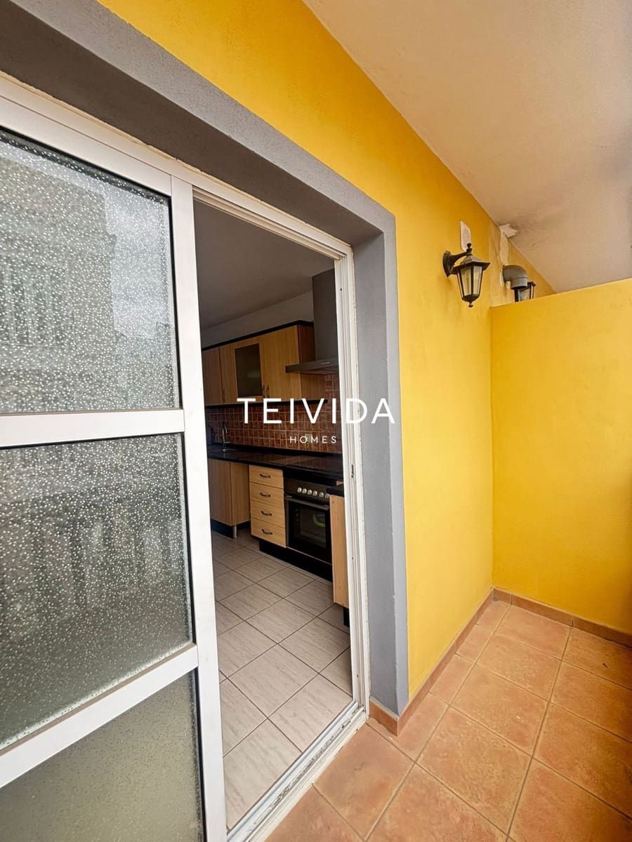 3 bedroom Flat for rent in Valle de San Lorenzo with garage - € 1,450 (Ref: 9854575)
