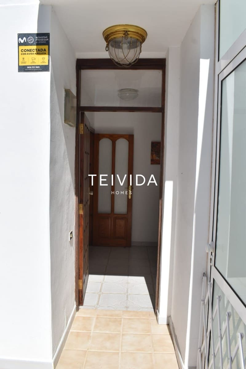 2 bedroom Townhouse for rent in Puerto Santiago with pool garage - € 2,850 (Ref: 9854576)