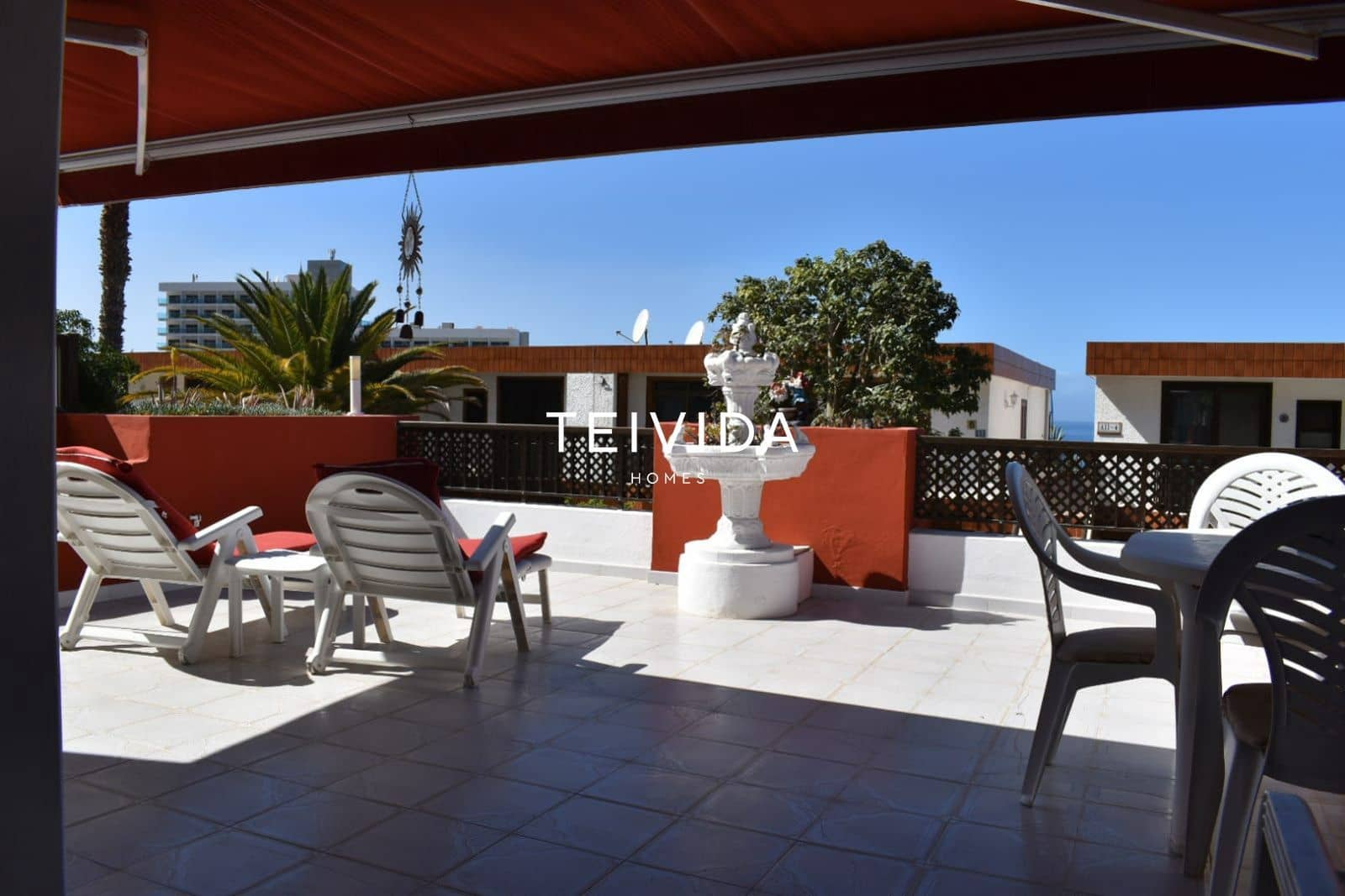 2 bedroom Townhouse for rent in Puerto Santiago with pool garage - € 2,850 (Ref: 9854576)