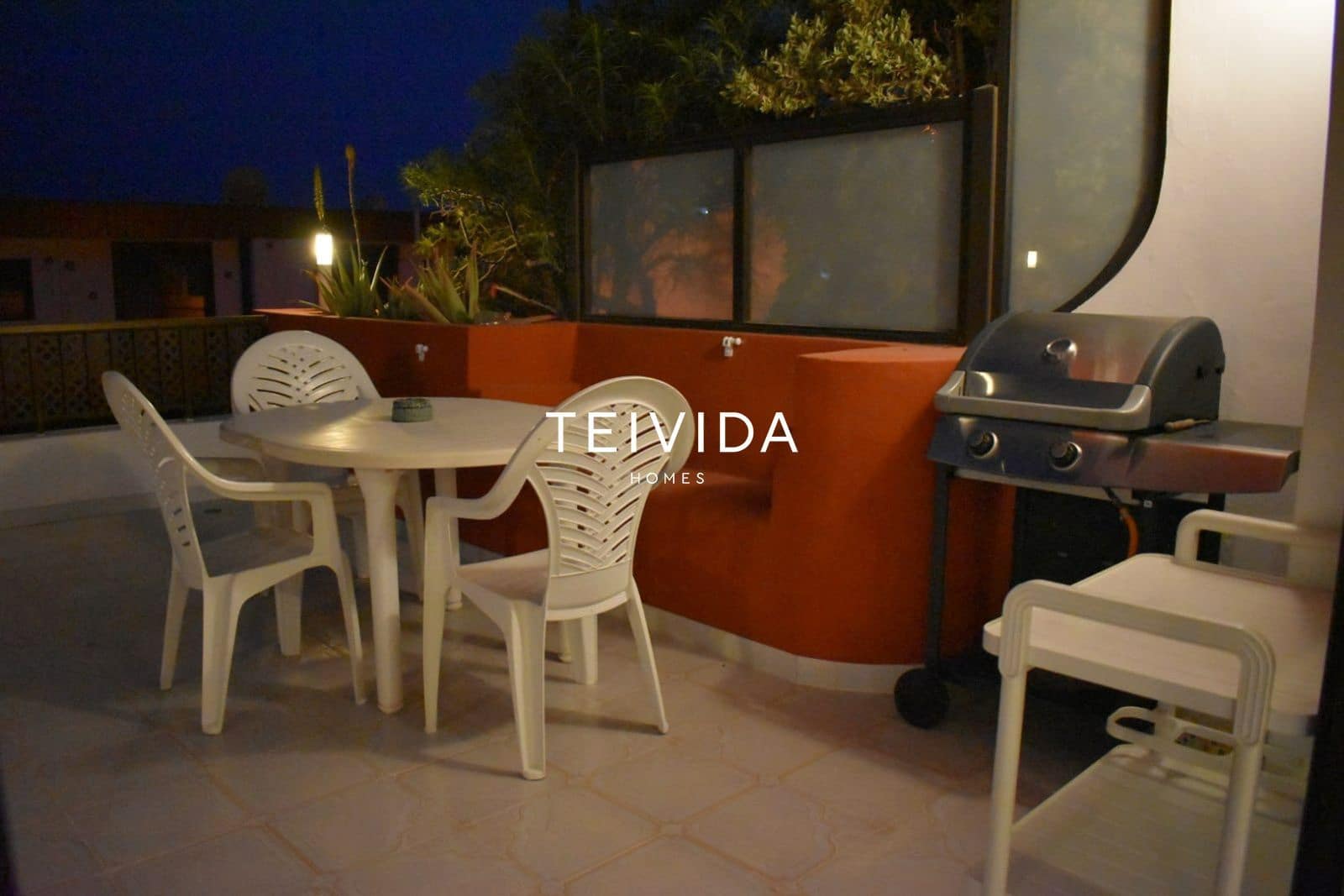 2 bedroom Townhouse for rent in Puerto Santiago with pool garage - € 2,850 (Ref: 9854576)