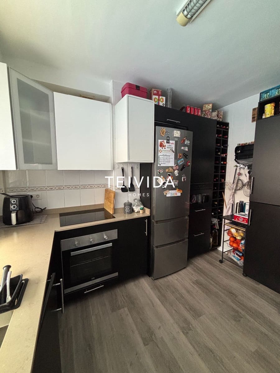5 soverom Hus til salgs i Acoran med svømmebasseng garasje - € 439 000 (Ref: 9854579)