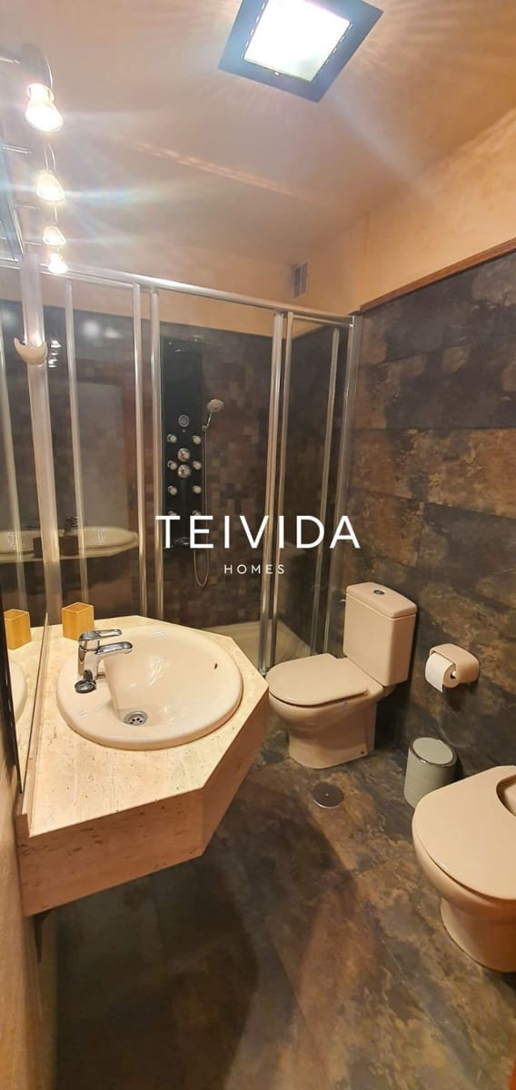 3 makuuhuone Asunto vuokrattavana paikassa San Cristobal de La Laguna mukana 
autotalli - 1 300 € (Ref: 9854583)