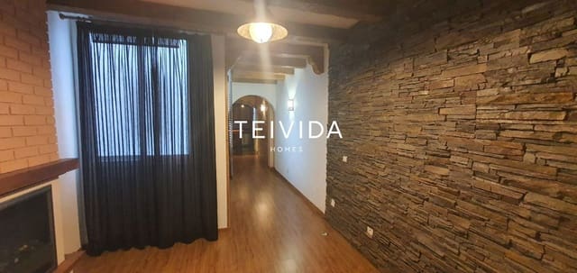 3 makuuhuone Asunto vuokrattavana paikassa San Cristóbal de La Laguna mukana 
autotalli - 1 300 € (Ref: 9854583)