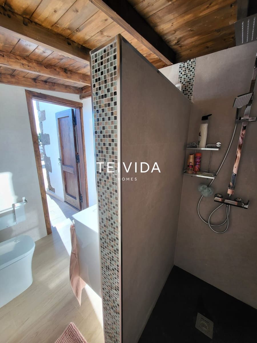 2 soveværelse Villa til salg i Guia de Isora med swimmingpool garage - € 695.000 (Ref: 9854586)
