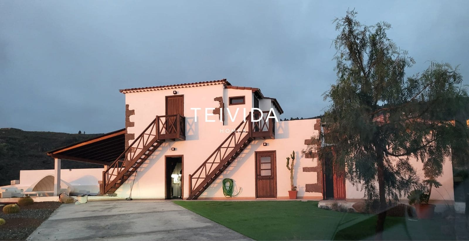 2 soveværelse Villa til salg i Guia de Isora med swimmingpool garage - € 695.000 (Ref: 9854586)