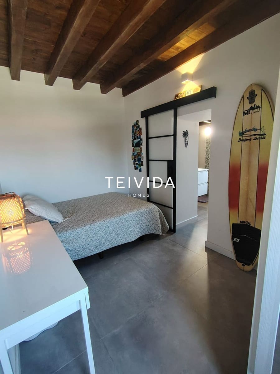 2 soveværelse Villa til salg i Guia de Isora med swimmingpool garage - € 695.000 (Ref: 9854586)