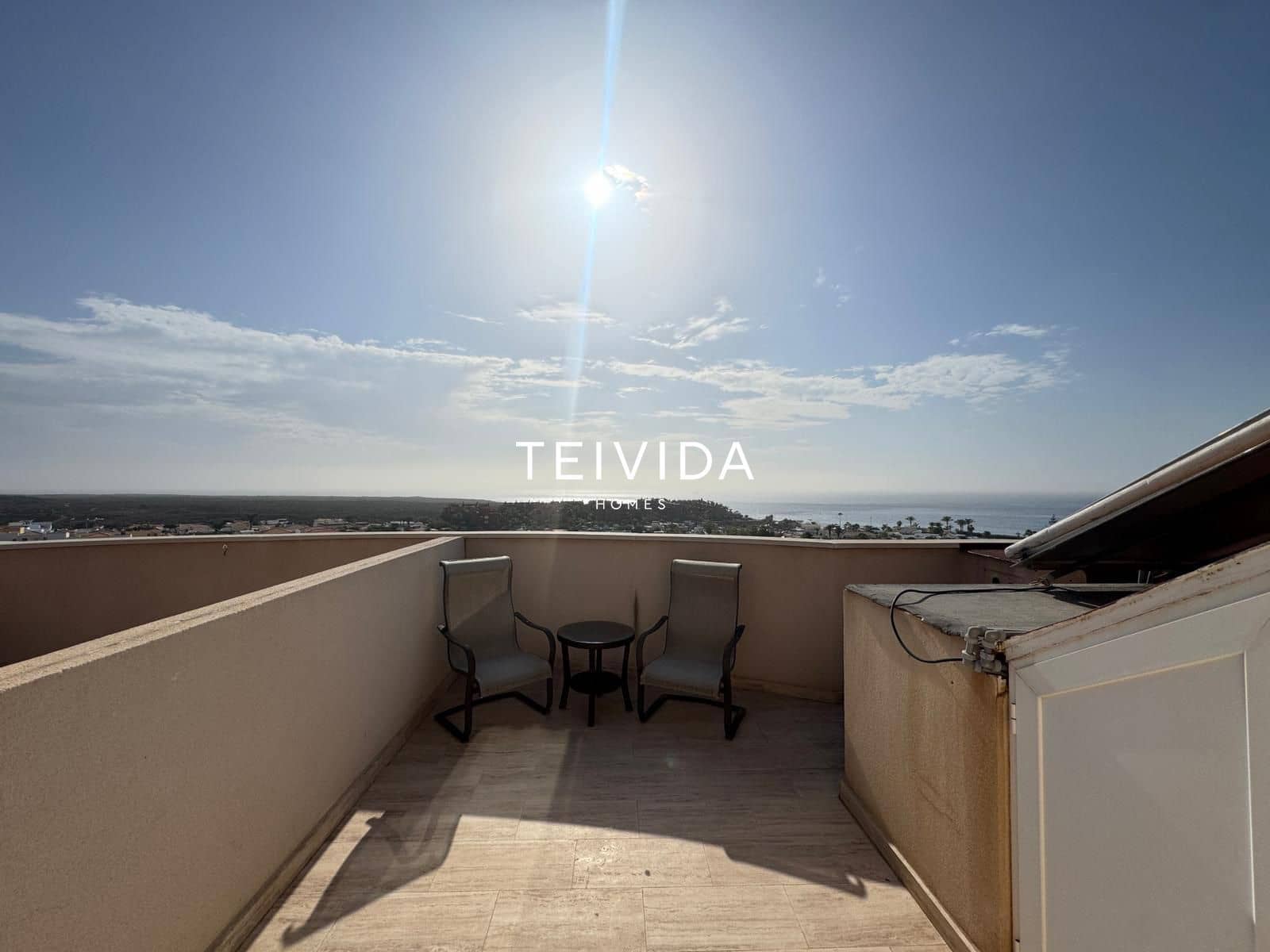 2 bedroom Penthouse for rent in Arona with pool - € 1,550 (Ref: 9854587)