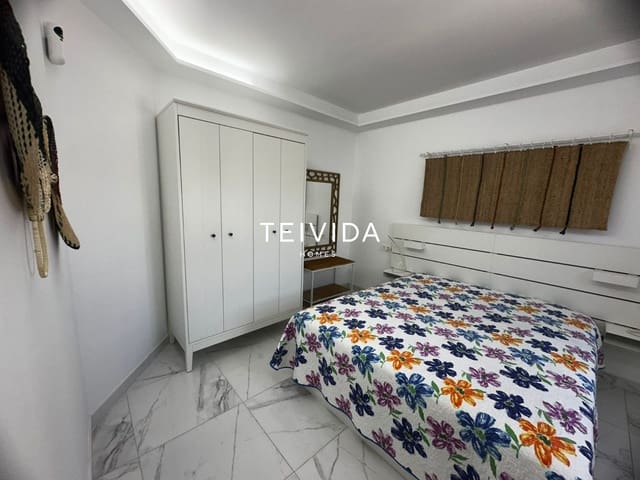 4 chambre Maison de Ville à vendre à Costa Teguise, Teguise - 535 000 € (Ref: 9854593)