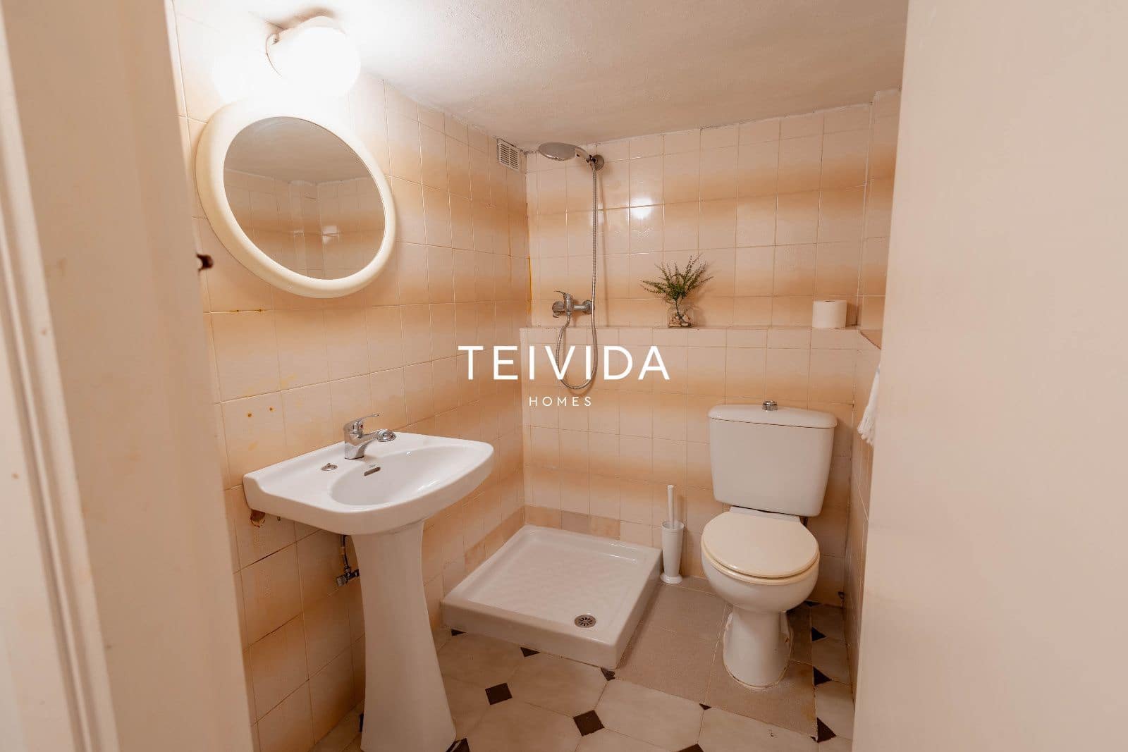 4 sypialnia Willa na sprzedaż w Santa Cruz de Tenerife - 580 000 € (Ref: 9854596)