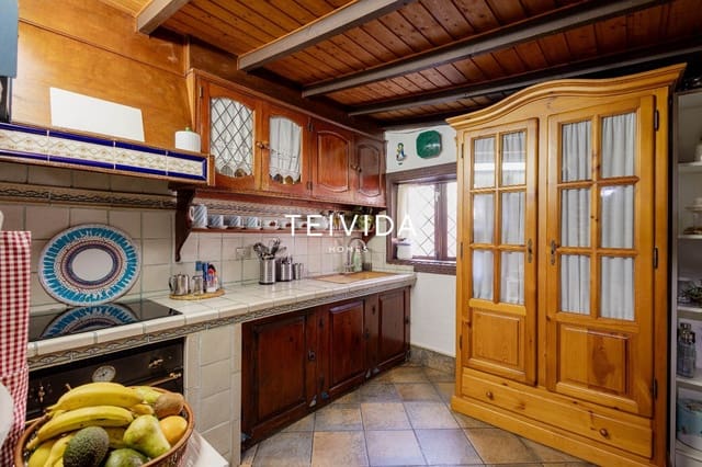 4 sypialnia Willa na sprzedaż w Santa Cruz de Tenerife - 580 000 € (Ref: 9854596)
