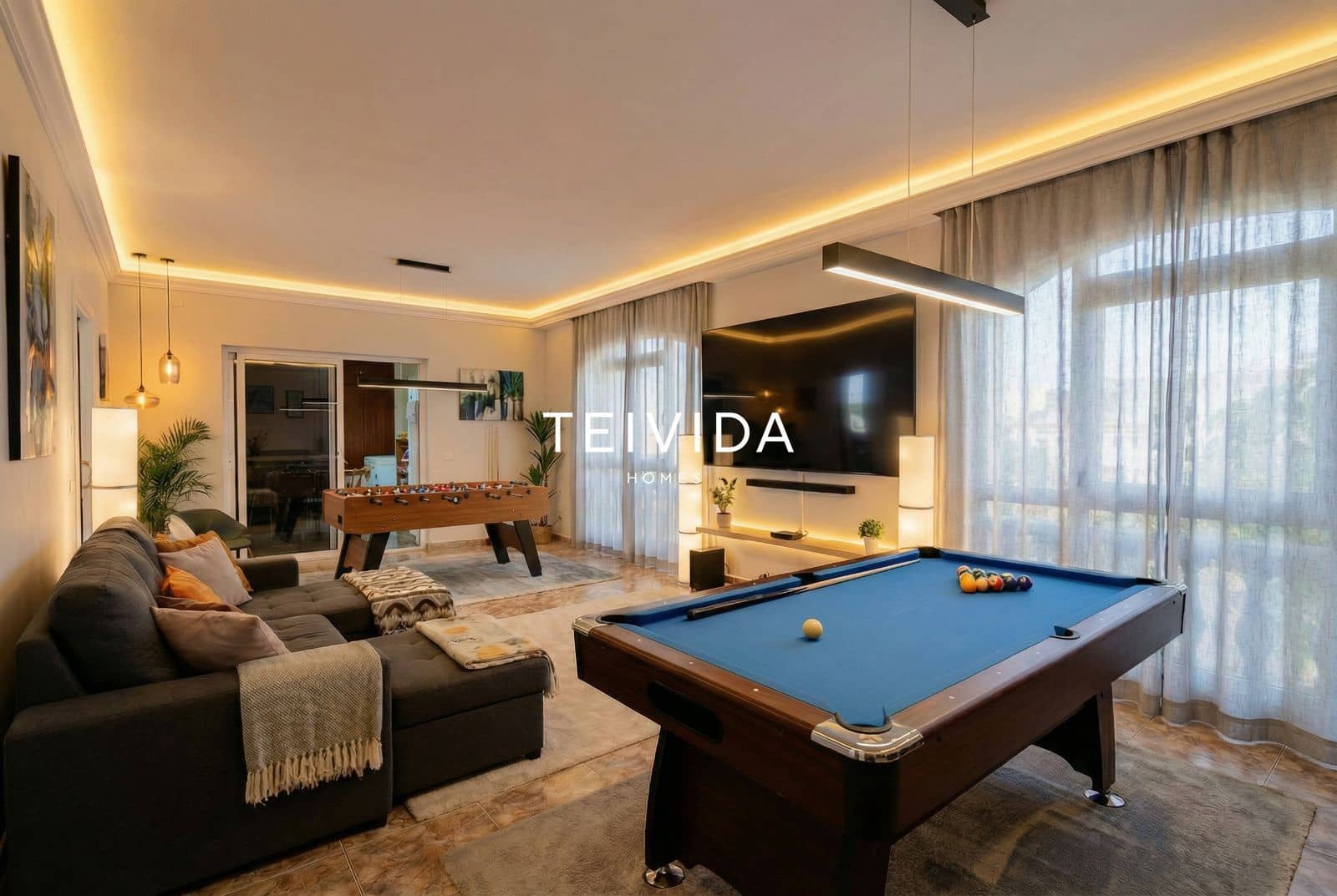 8 bedroom Villa for sale in Cabo Blanco - € 1,600,000 (Ref: 9854597)