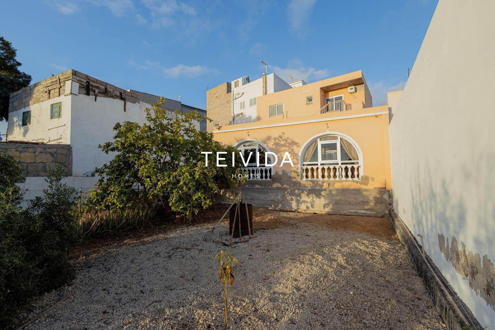 8 bedroom Villa for sale in Cabo Blanco - € 1,600,000 (Ref: 9854597)