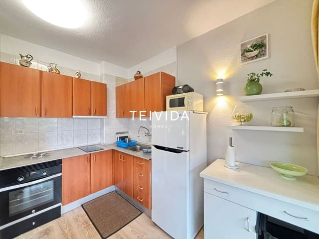 1 soveværelse Lejlighed til leje i Puerto de la Cruz med swimmingpool - € 950 (Ref: 9854598)