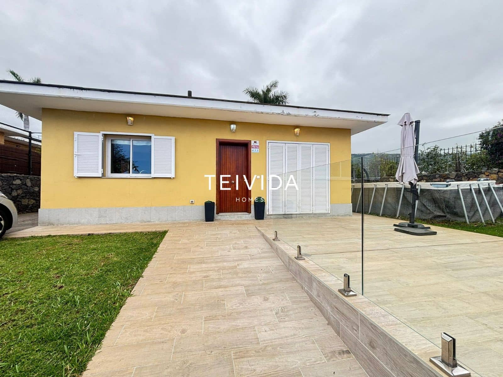 4 makuuhuone Huvila vuokrattavana paikassa Santa Cruz de Tenerife mukana uima-altaan 
autotalli - 2 500 € (Ref: 9854600)