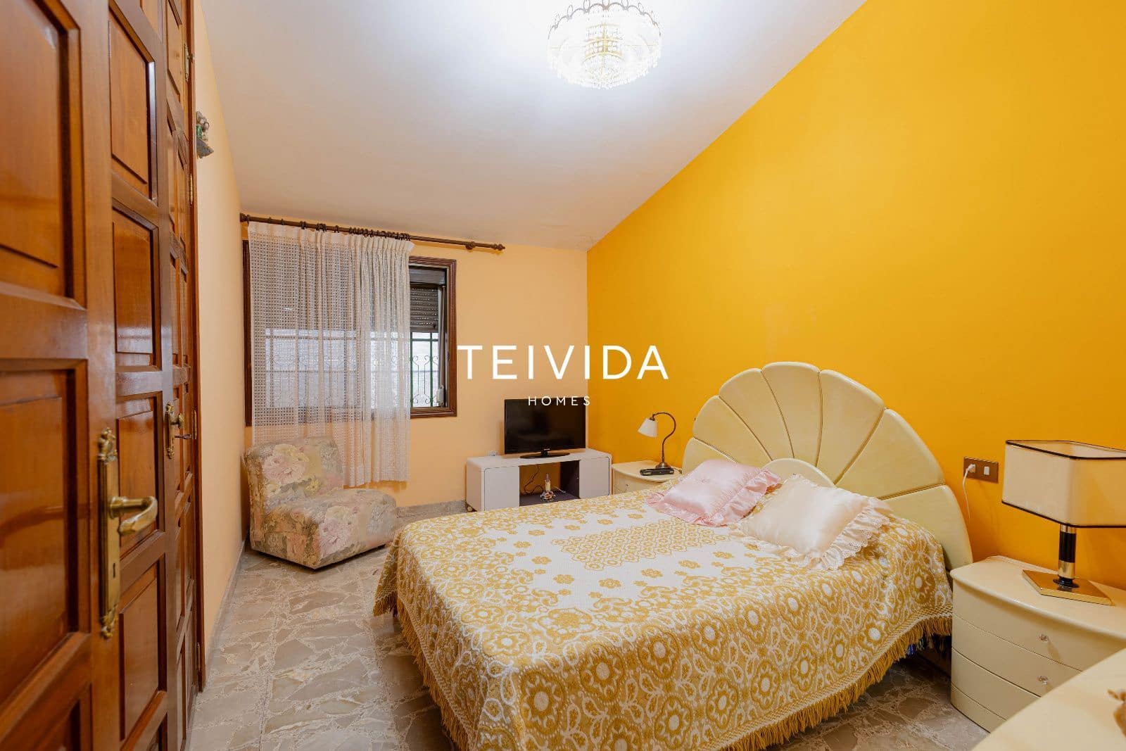 5 bedroom Villa for sale in Santa Cruz de Tenerife with pool garage - € 890,000 (Ref: 9867657)