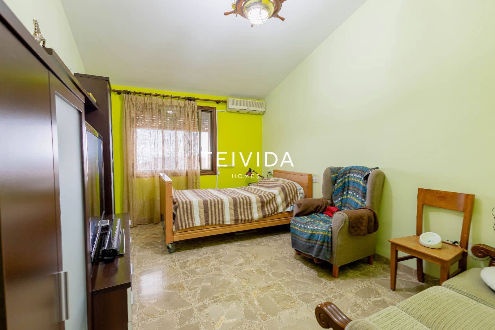 5 bedroom Villa for sale in Santa Cruz de Tenerife with pool garage - € 890,000 (Ref: 9867657)