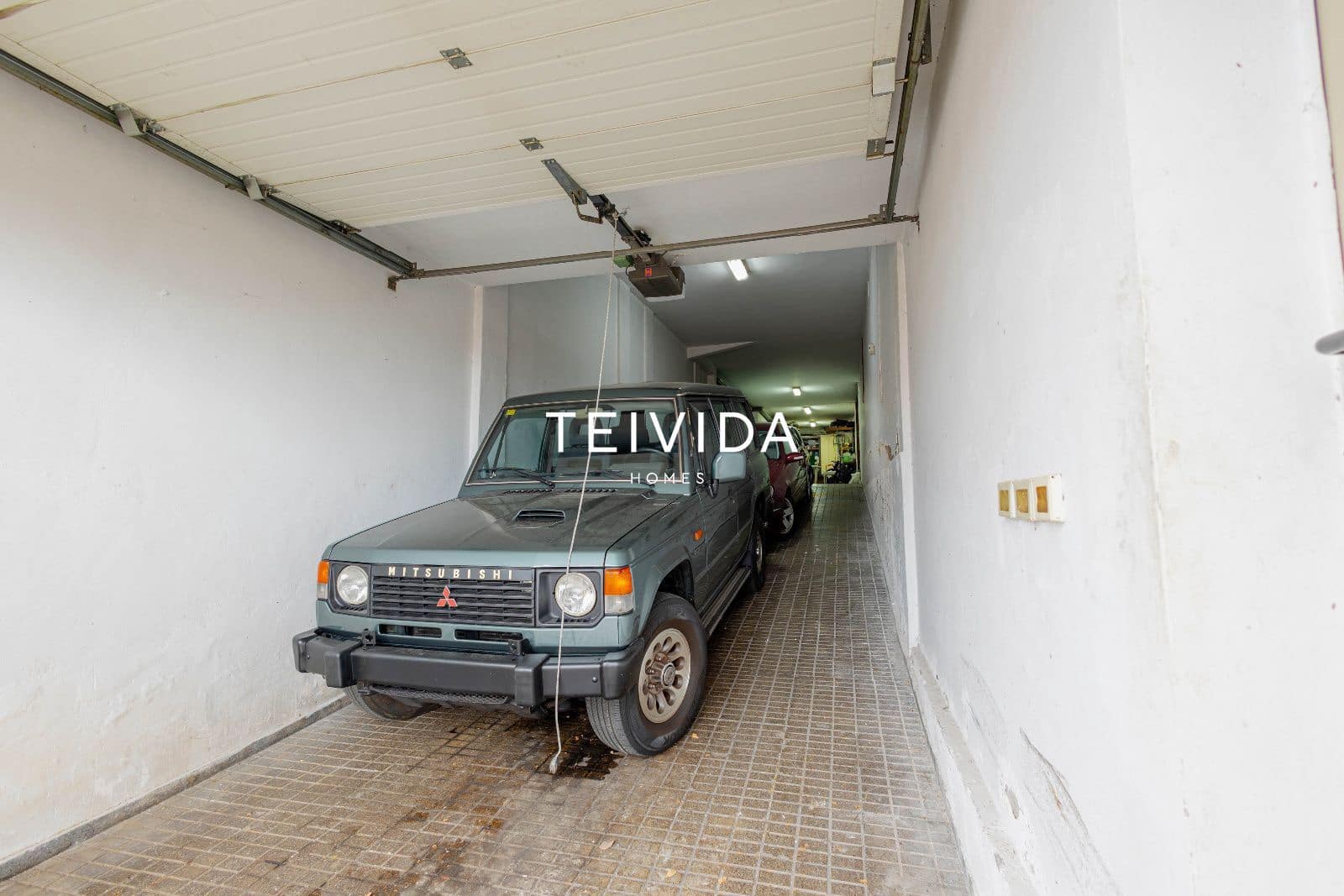 5 bedroom Villa for sale in Santa Cruz de Tenerife with pool garage - € 890,000 (Ref: 9867657)