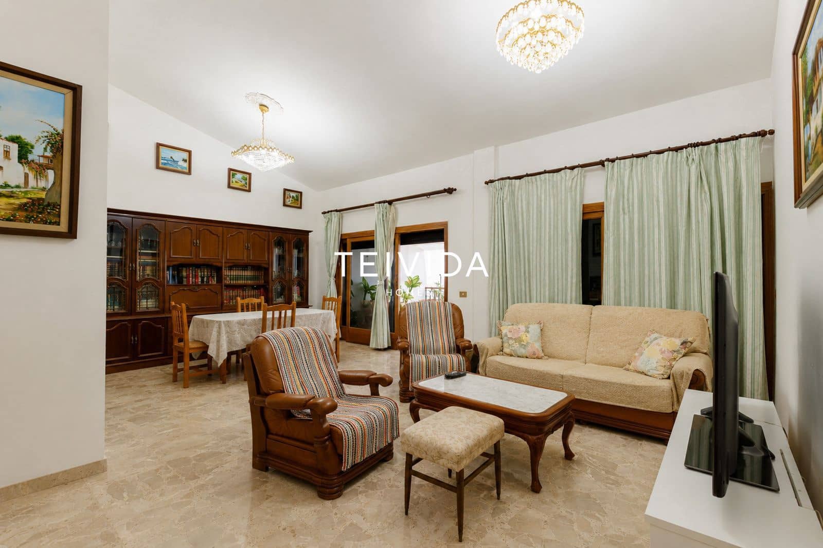 5 bedroom Villa for sale in Santa Cruz de Tenerife with pool garage - € 890,000 (Ref: 9867657)