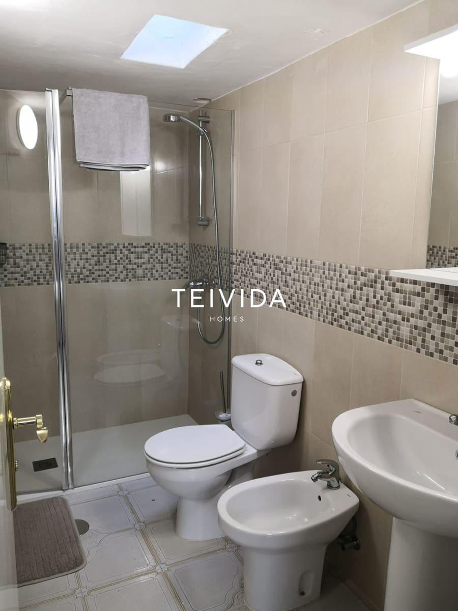 2 bedroom Townhouse for rent in Puerto Santiago with pool garage - € 2,850 (Ref: 9867658)