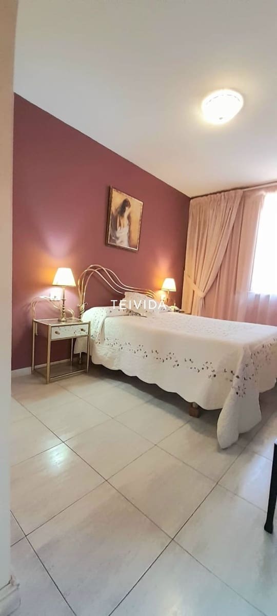 3 bedroom Villa for sale in Las Rosas (Las Galletas) with garage - € 399,900 (Ref: 9867792)