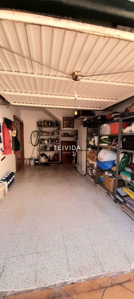 3 bedroom Villa for sale in Las Rosas (Las Galletas) with garage - € 399,900 (Ref: 9867792)