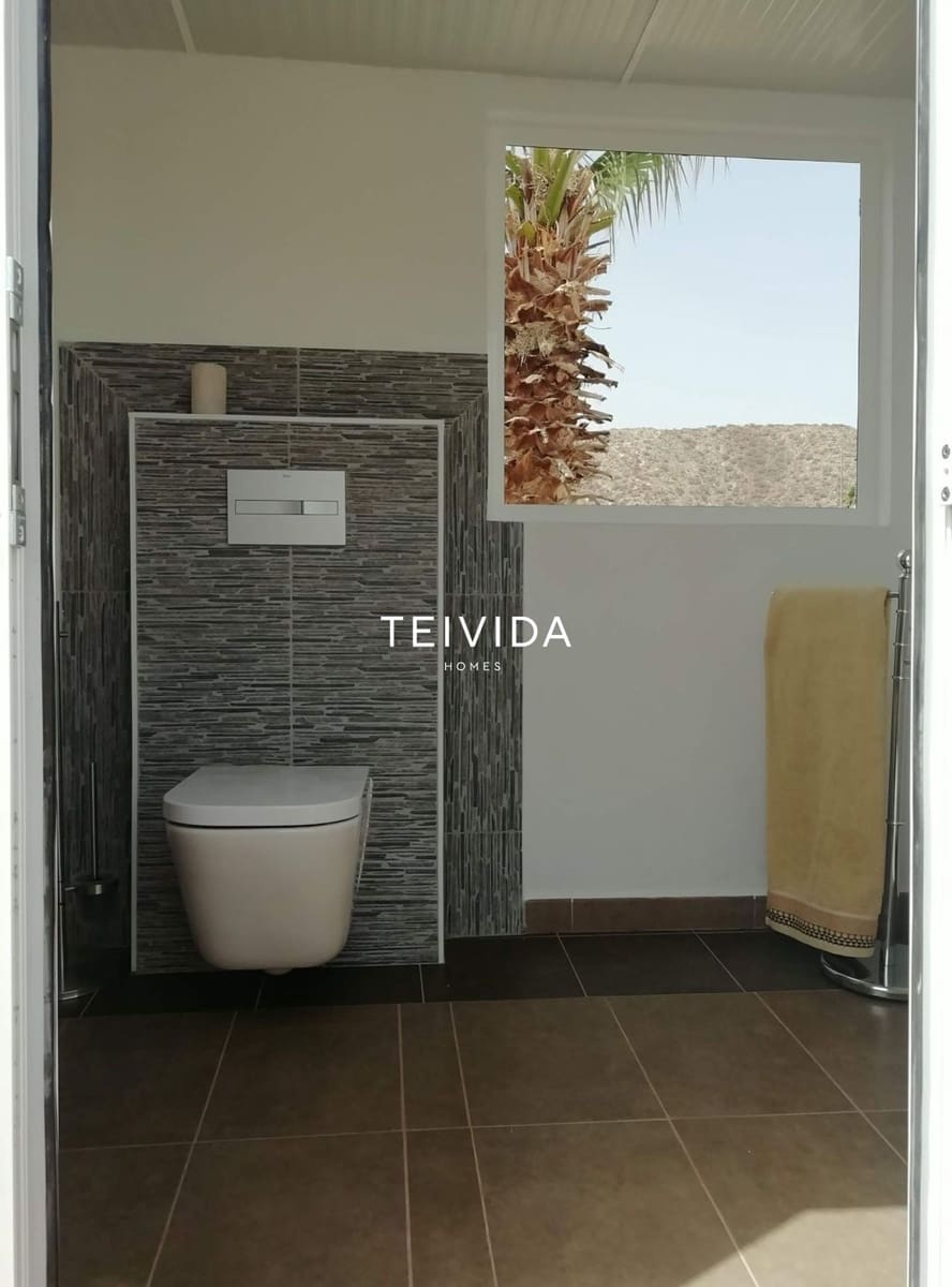 2 soverom Villa til salgs i Palm-Mar med garasje - € 600 000 (Ref: 9867794)