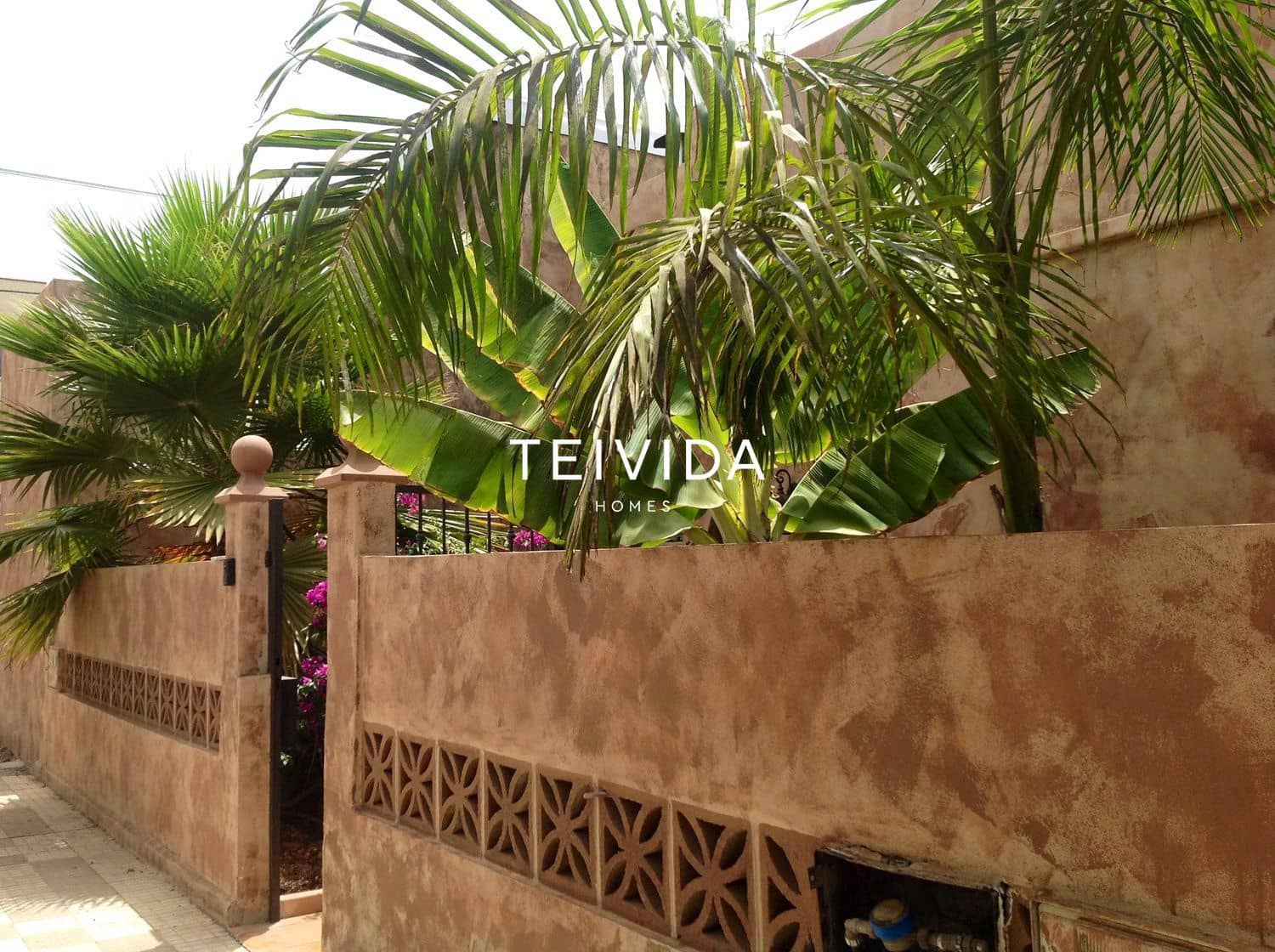 2 soverom Villa til salgs i Palm-Mar med garasje - € 600 000 (Ref: 9867794)