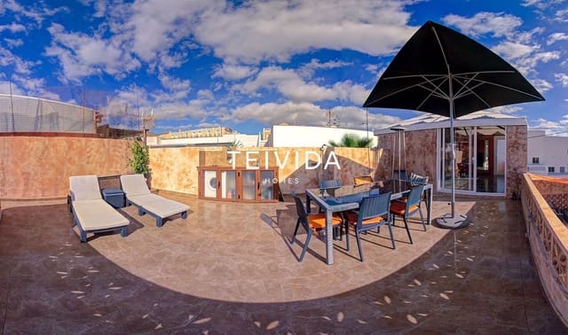 2 soverom Villa til salgs i Palm-Mar, Arona med garasje - € 600 000 (Ref: 9867794)