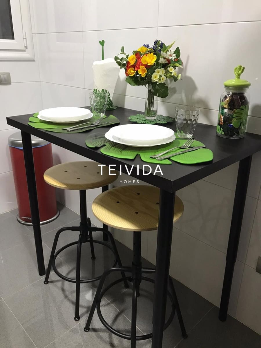 Appartement de 3 chambres à louer à Puerto Santiago avec piscine garage - 2 200 € (Ref: 9872242)