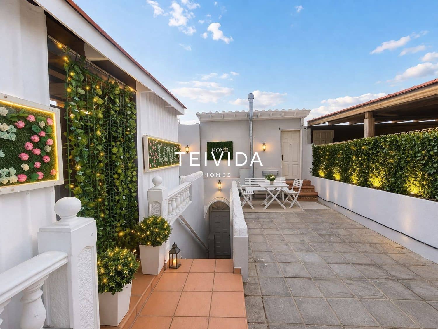 6 bedroom Villa for sale in Los Menores with garage - € 588,000 (Ref: 9883831)
