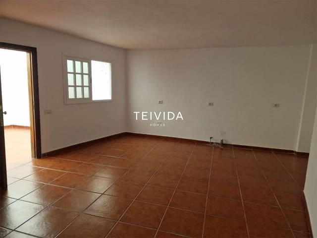 3 quarto Apartamento para venda em San Cristóbal de La Laguna com garagem - 255 000 € (Ref: 9883836)