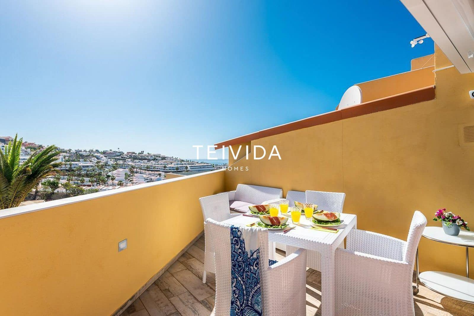 2 sovrum Takvåning till salu i Costa Adeje med pool garage - 495 000 € (Ref: 9883837)