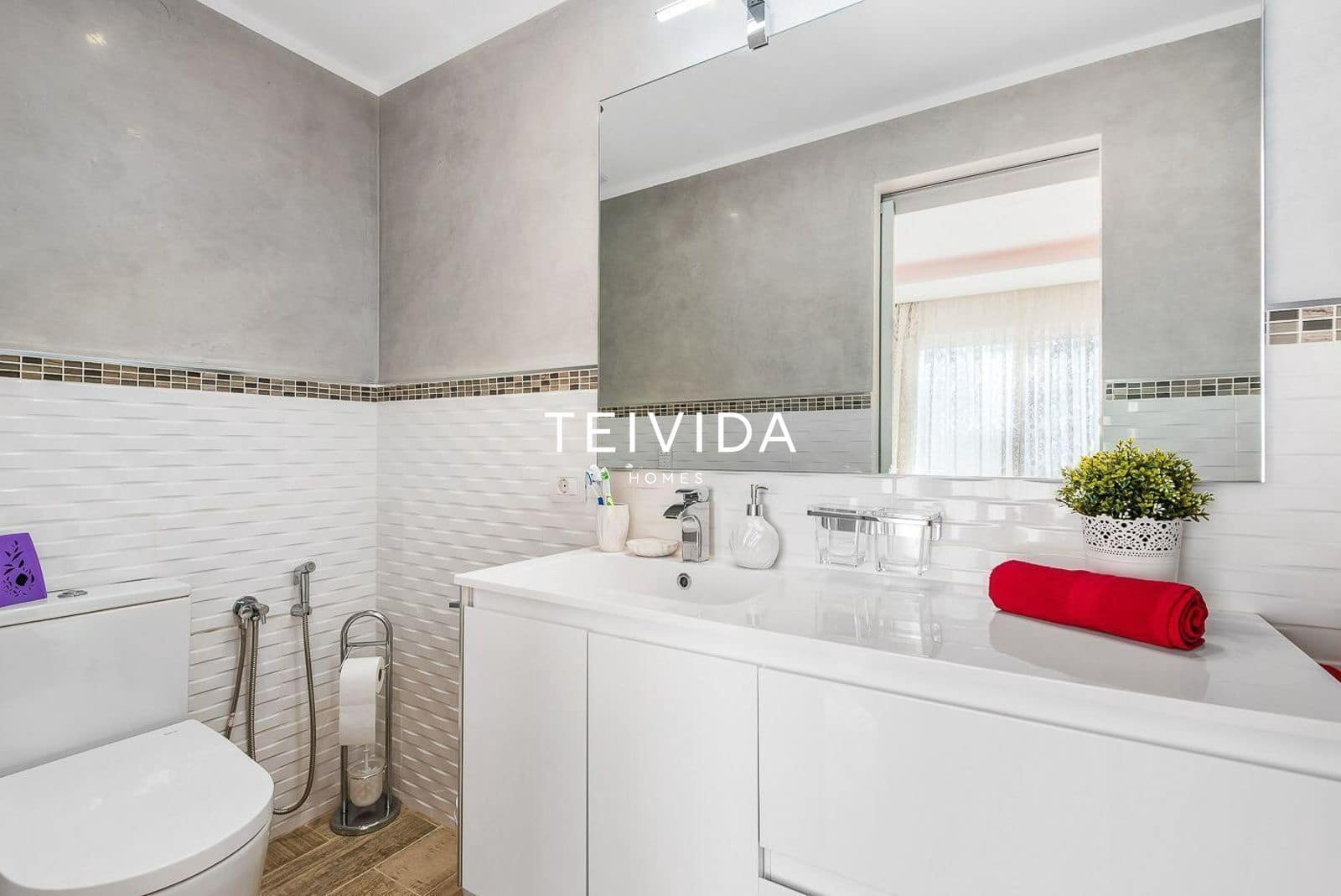 2 sovrum Takvåning till salu i Costa Adeje med pool garage - 495 000 € (Ref: 9883837)