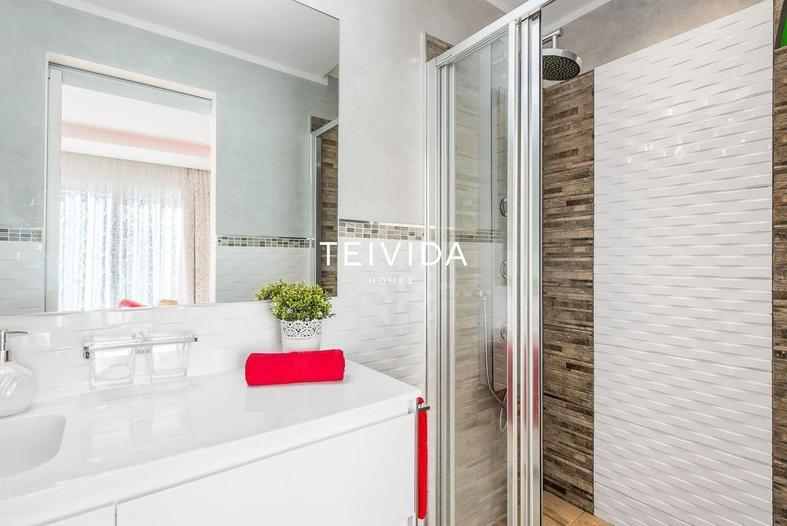 2 sovrum Takvåning till salu i Costa Adeje med pool garage - 495 000 € (Ref: 9883837)