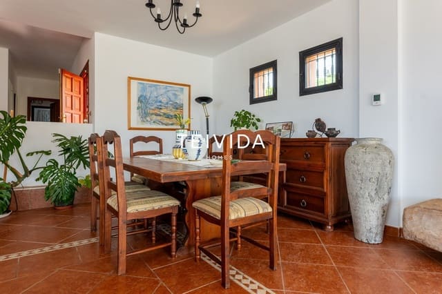 3 chambre Villa/Maison à vendre à Tacoronte avec garage - 825 000 € (Ref: 9883838)