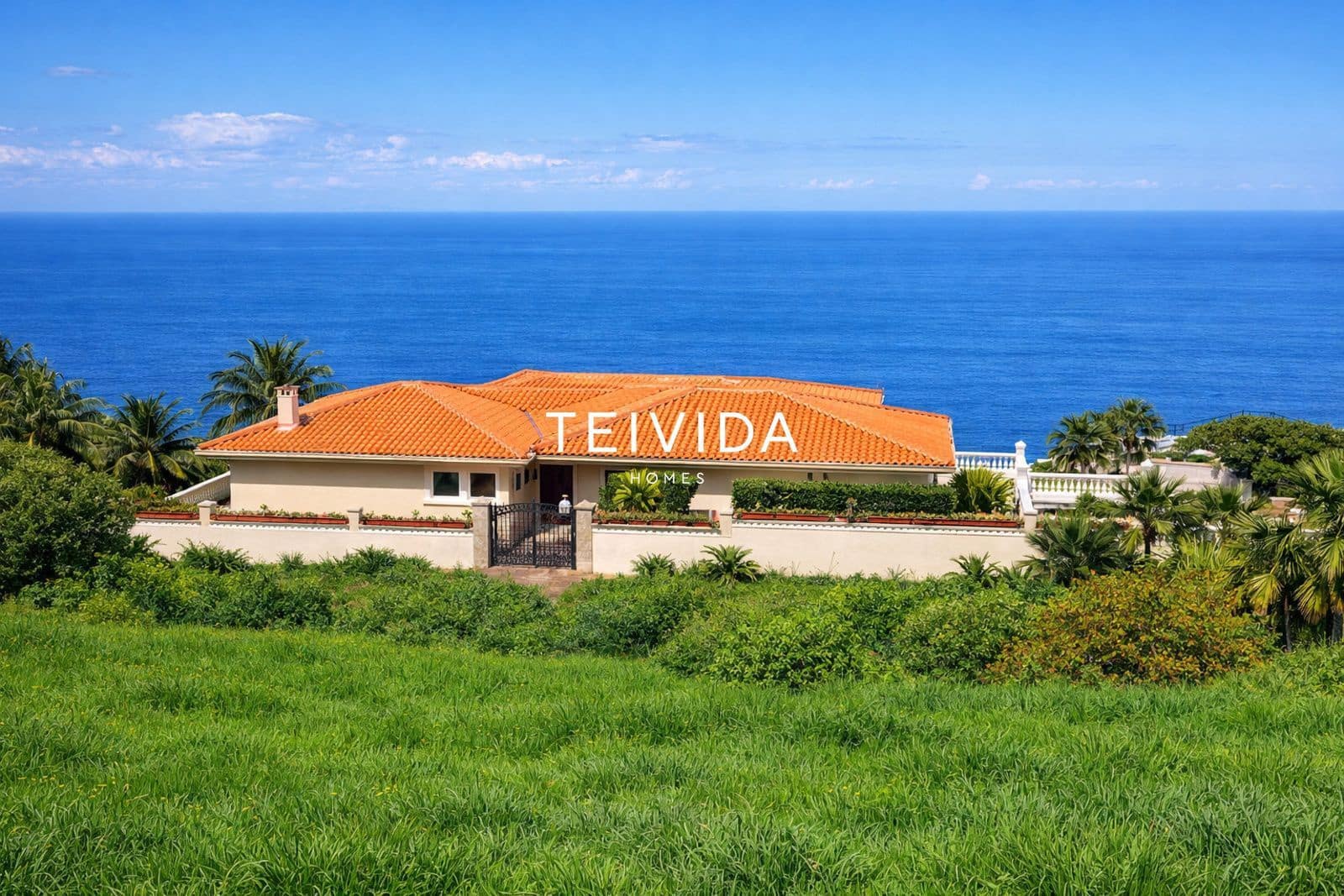 3 bedroom Villa for sale in Tacoronte with garage - € 825,000 (Ref: 9883838)
