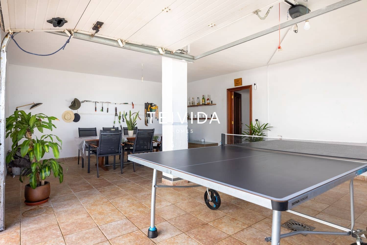 3 bedroom Villa for sale in Tacoronte with garage - € 825,000 (Ref: 9883838)
