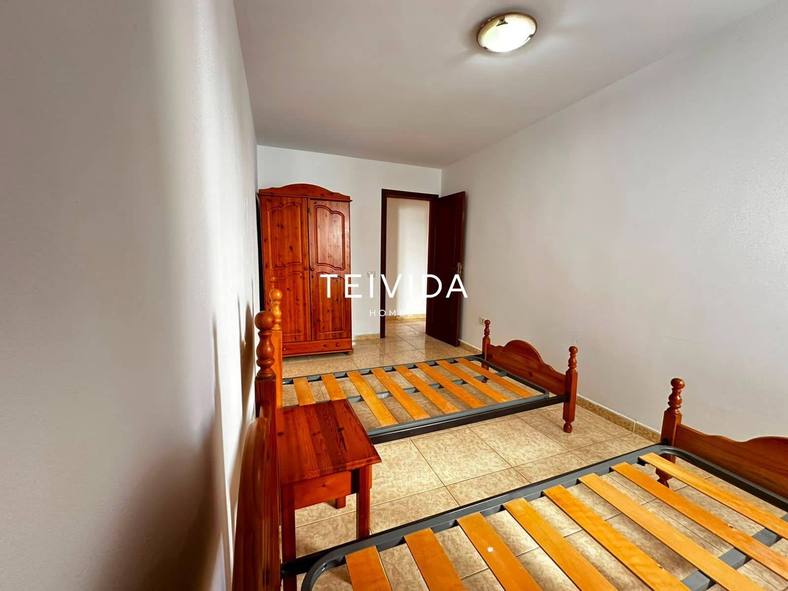 2 slaapkamer Flat te koop in Las Galletas met garage - € 210.000 (Ref: 9883839)