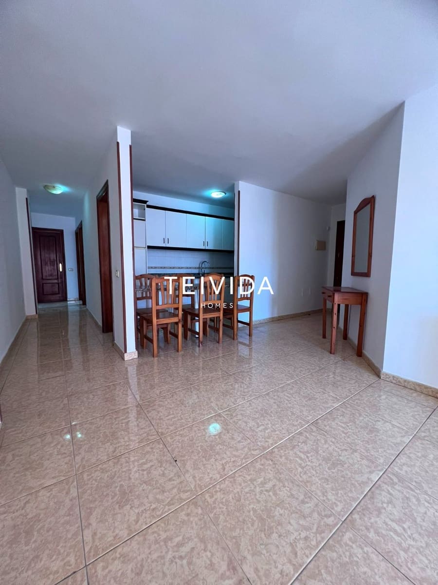 2 slaapkamer Flat te koop in Las Galletas met garage - € 210.000 (Ref: 9883839)