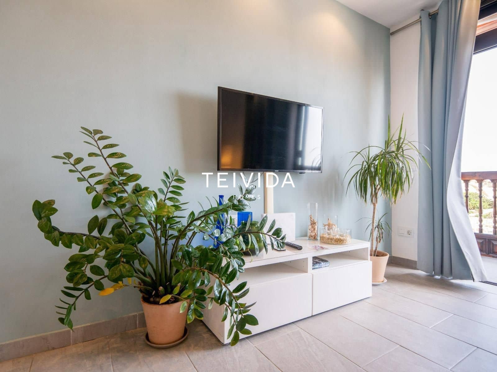 1 slaapkamer Flat te koop in San Eugenio - € 240.000 (Ref: 9883979)