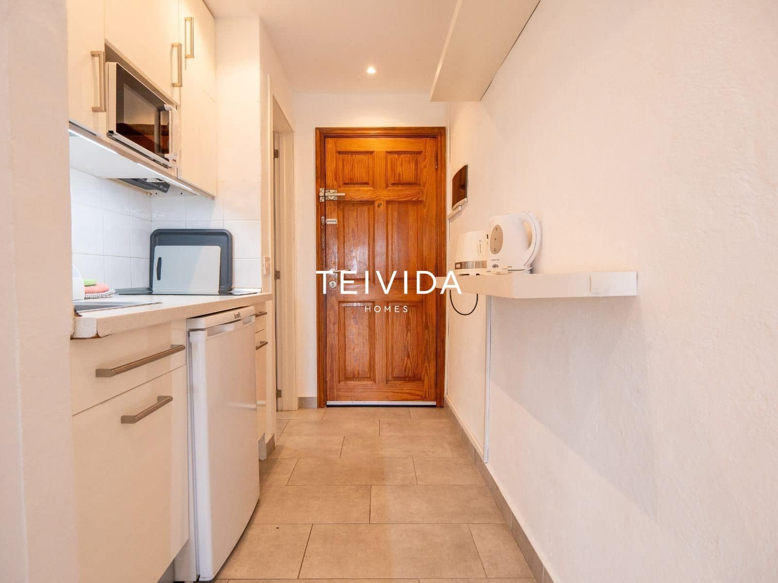 1 slaapkamer Flat te koop in San Eugenio - € 240.000 (Ref: 9883979)