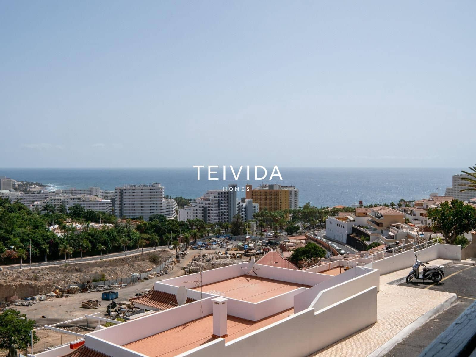1 slaapkamer Flat te koop in San Eugenio - € 240.000 (Ref: 9883979)
