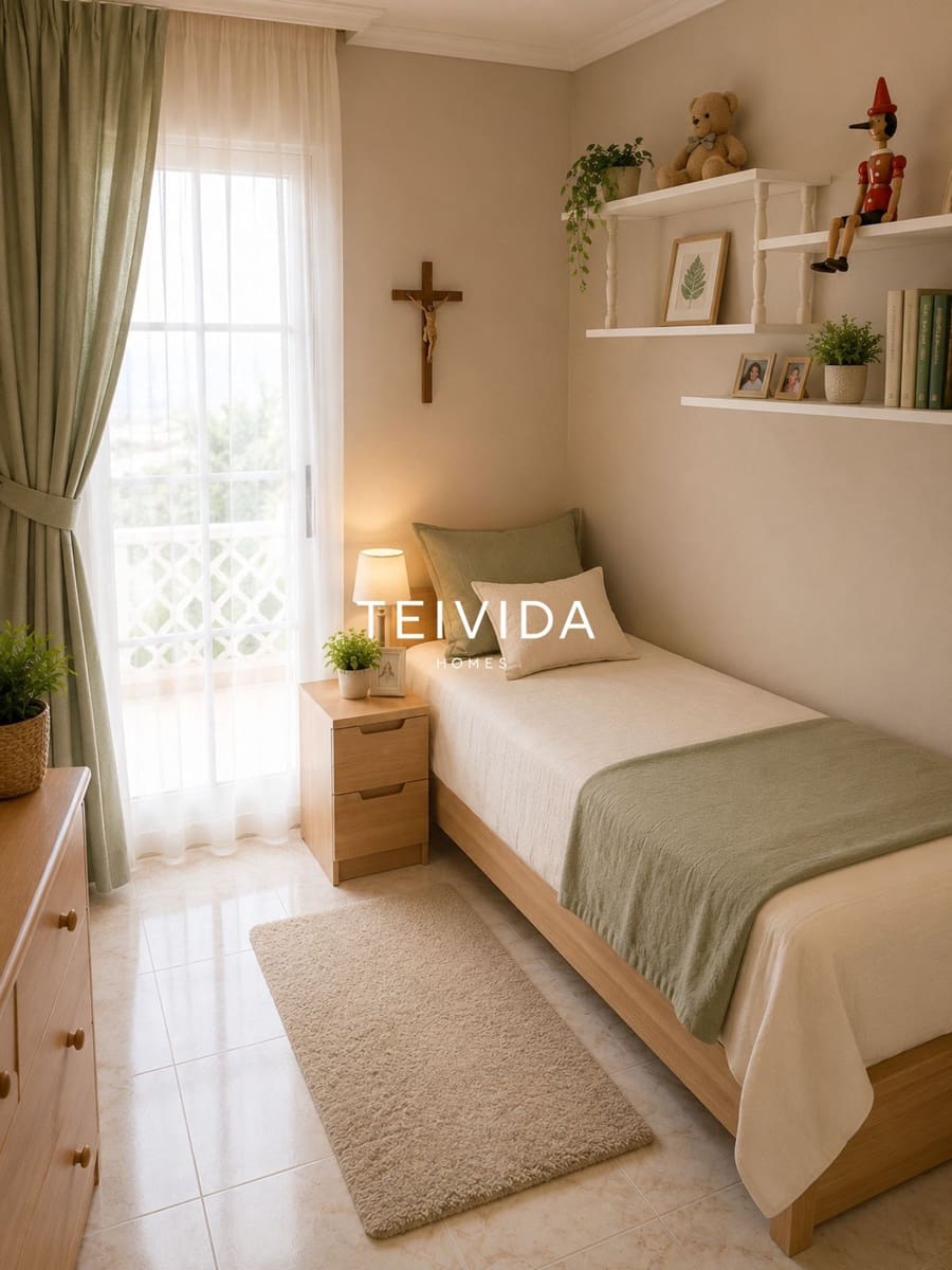 3 sypialnia Dom na sprzedaż w Puerto de la Cruz z garażem - 450 000 € (Ref: 9898370)