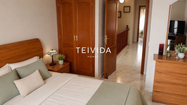 3 sypialnia Dom na sprzedaż w Puerto de la Cruz z garażem - 450 000 € (Ref: 9898370)
