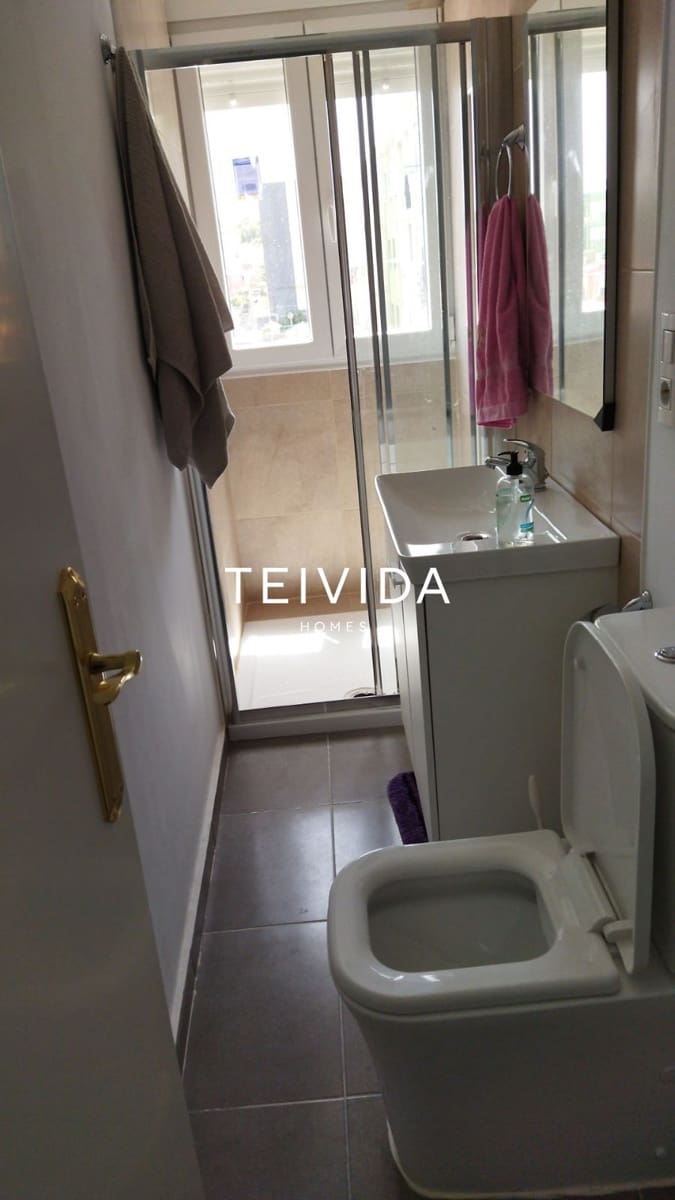 5 makuuhuone Asunto myytävänä paikassa Santa Cruz de Tenerife - 209 000 € (Ref: 9898372)