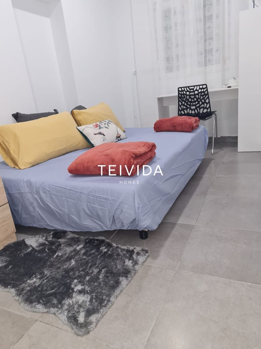 5 makuuhuone Asunto myytävänä paikassa Santa Cruz de Tenerife - 209 000 € (Ref: 9898372)