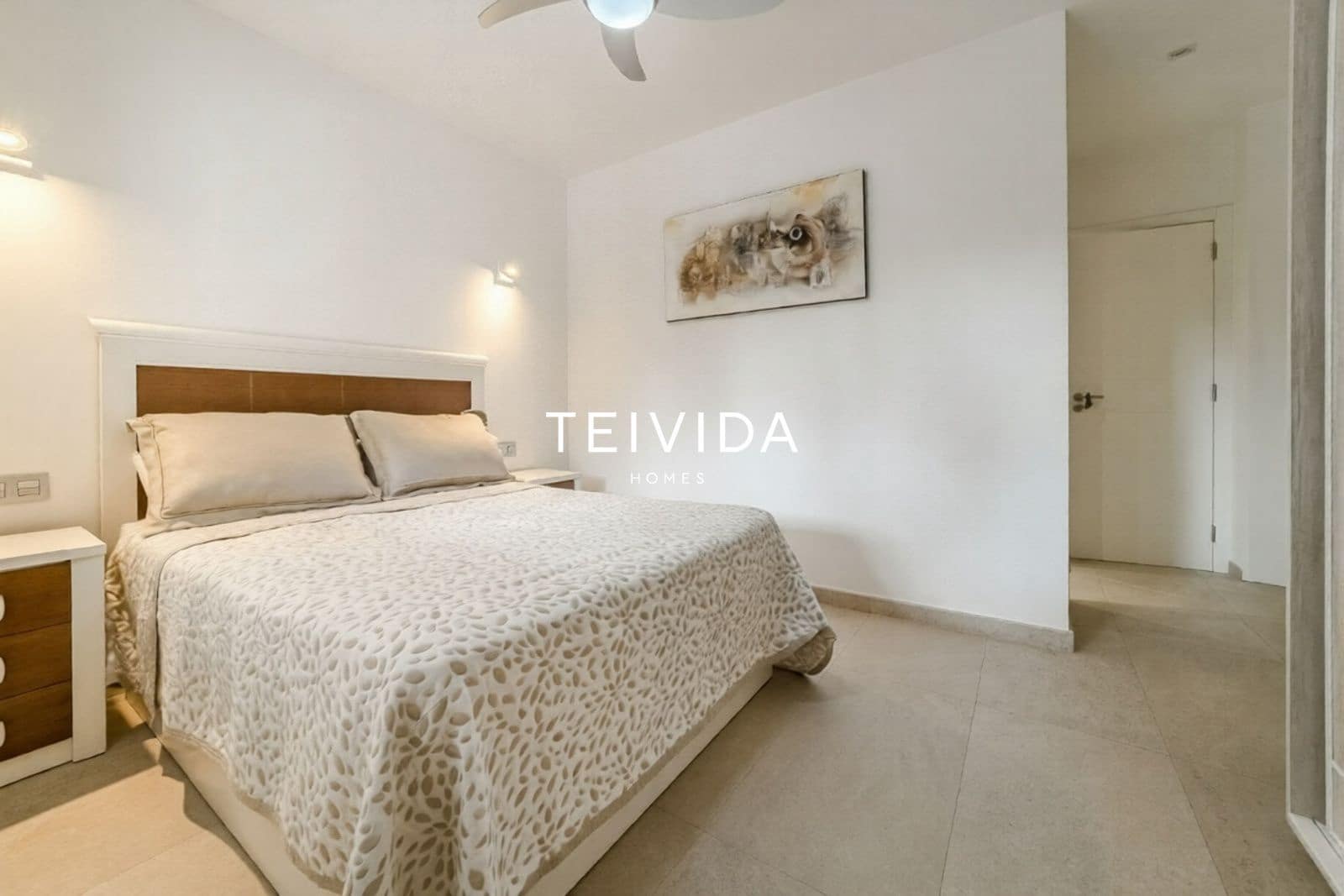 3 sypialnia Mieszkanie na sprzedaż w Los Cristianos z basenem garażem - 630 000 € (Ref: 9898376)